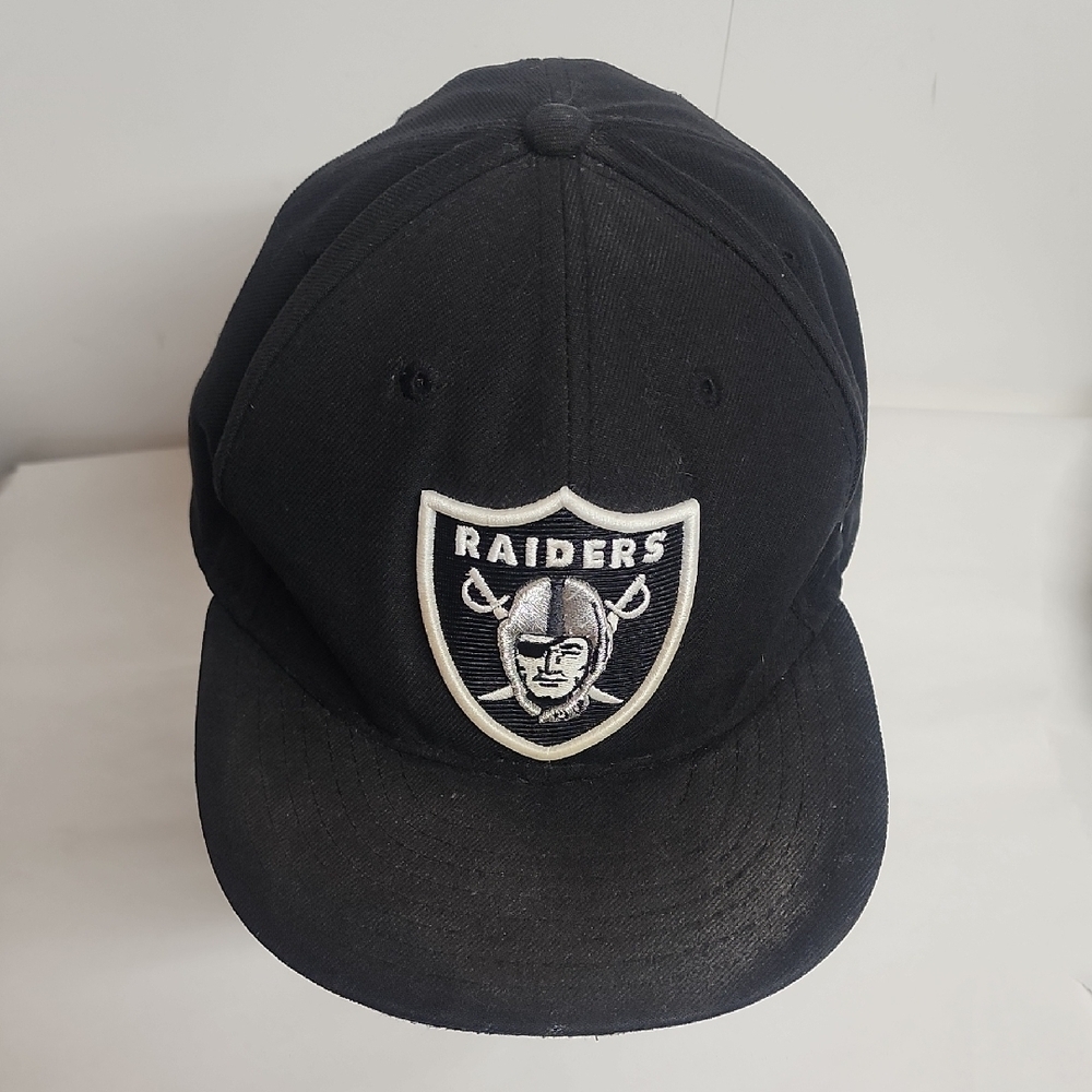 NFL Vintage 59Fifty New Era 8 63.5cm Black Raiders Well- Loved Unisex Cap